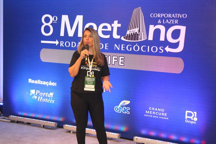 Na sequncia houve um Case do Grupo R1 Solutions, onde Andrea Ribeiro que apresentou as novidades da empresa para eventos corporativo e Lazer.