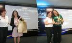 Os Expositores tambem receberam premios, como Denise L. de Freitas, do Intercity Hotels, que levou um estojo + vinho, Michele Baron, do Japy Golf Resort, que levou um conjunto de tacas ambar...